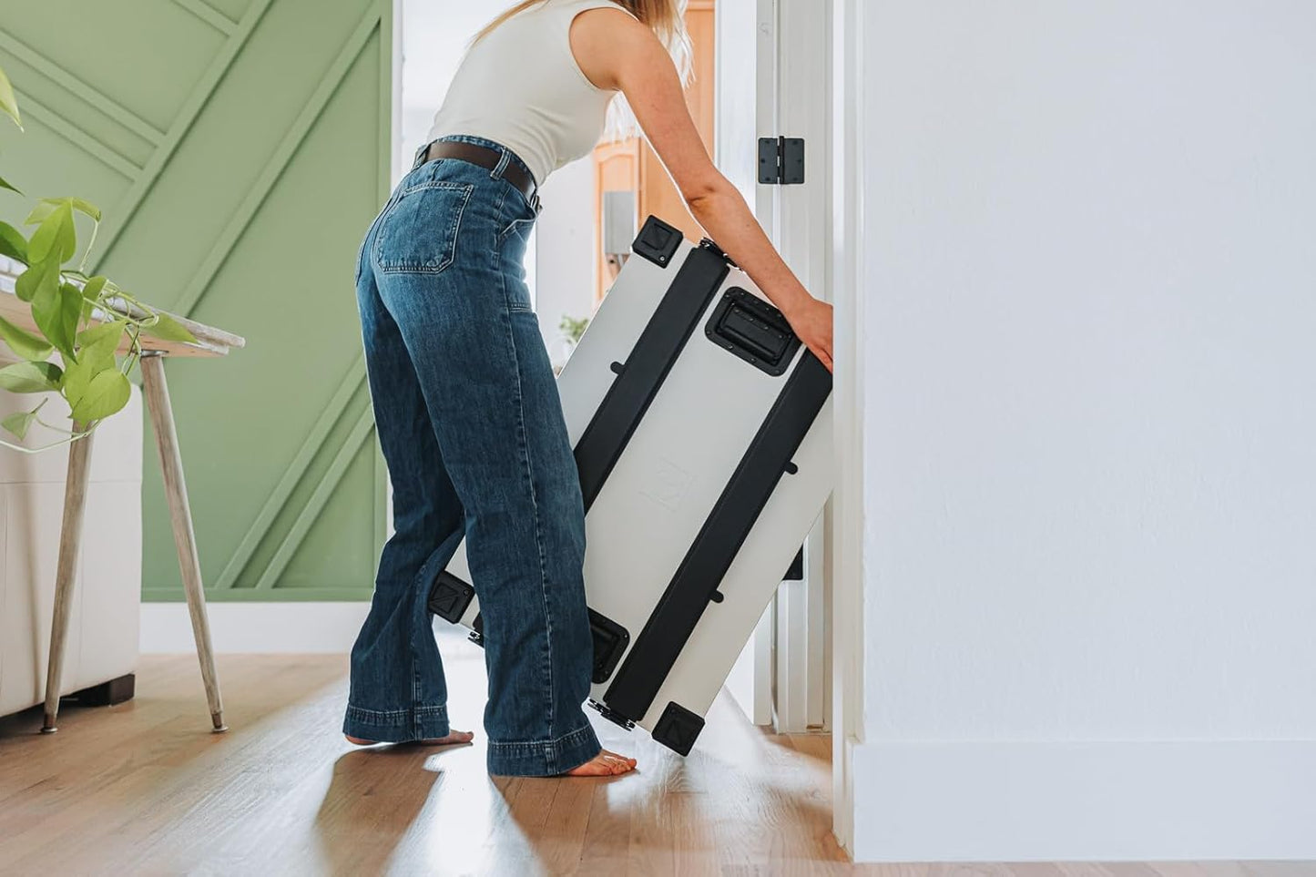 Impact Collapsible Dog Crate - Foldable Hard Crate for Medium Dogs - Heavy Duty Travel Kennel with Powder-Coated Aluminum - Quick Setup for Indoor & Outdoor (Gray, 30" (30.5" L x 20.5" W x 26" H))